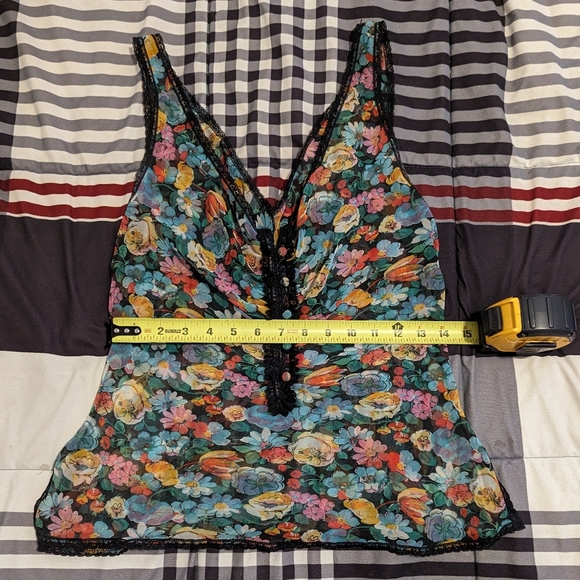 Sheer Multicolored Tank Top Blouse - Picture 3 of 3